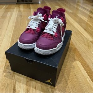 Air Jordan 4 Retro